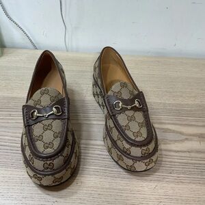 Gucci Horsebit Wedge Heel Loafer 794316  Size 36 04Z